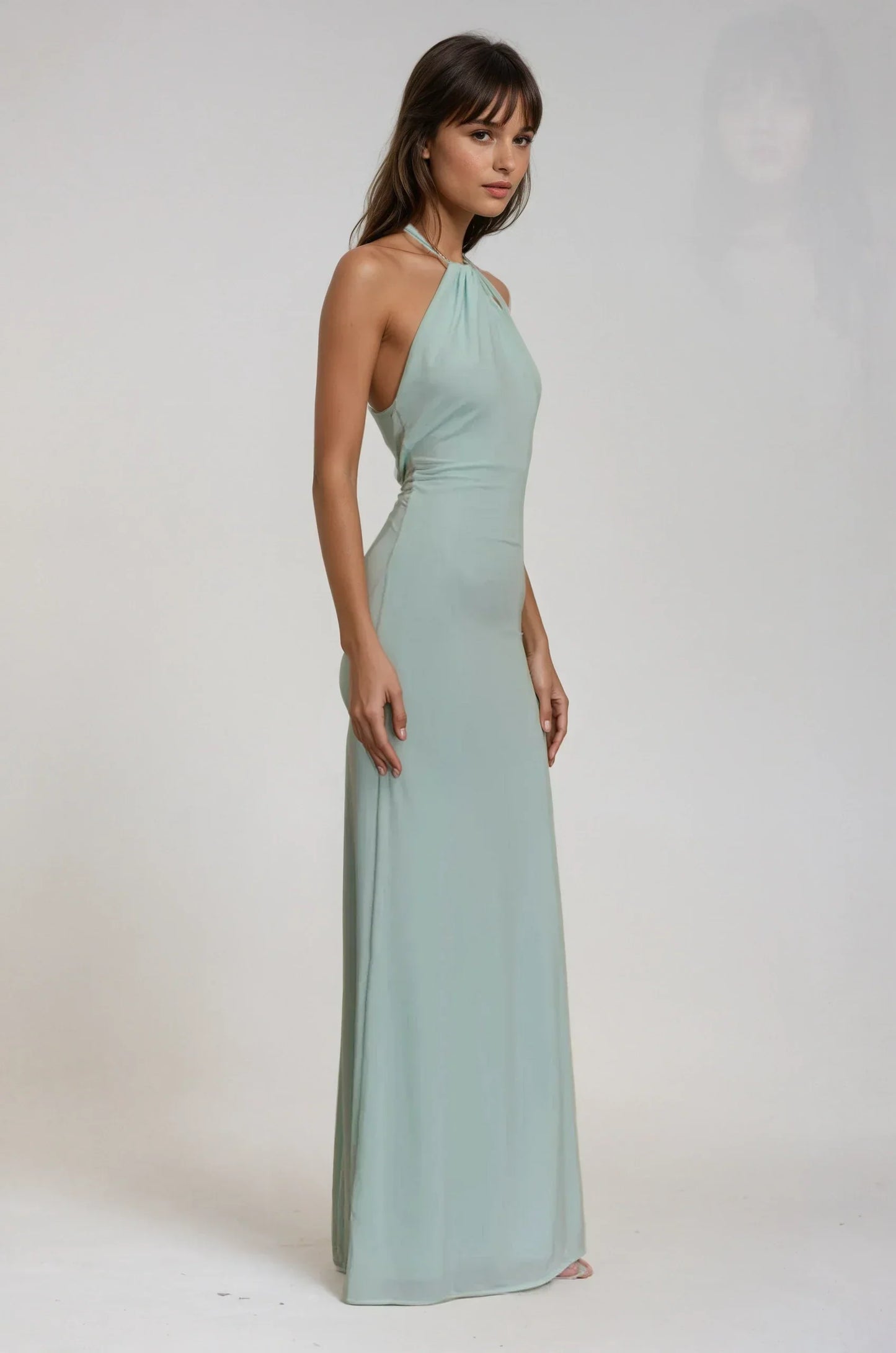 VESTIDO LARGO CON CUELLO HALTER - MANILA