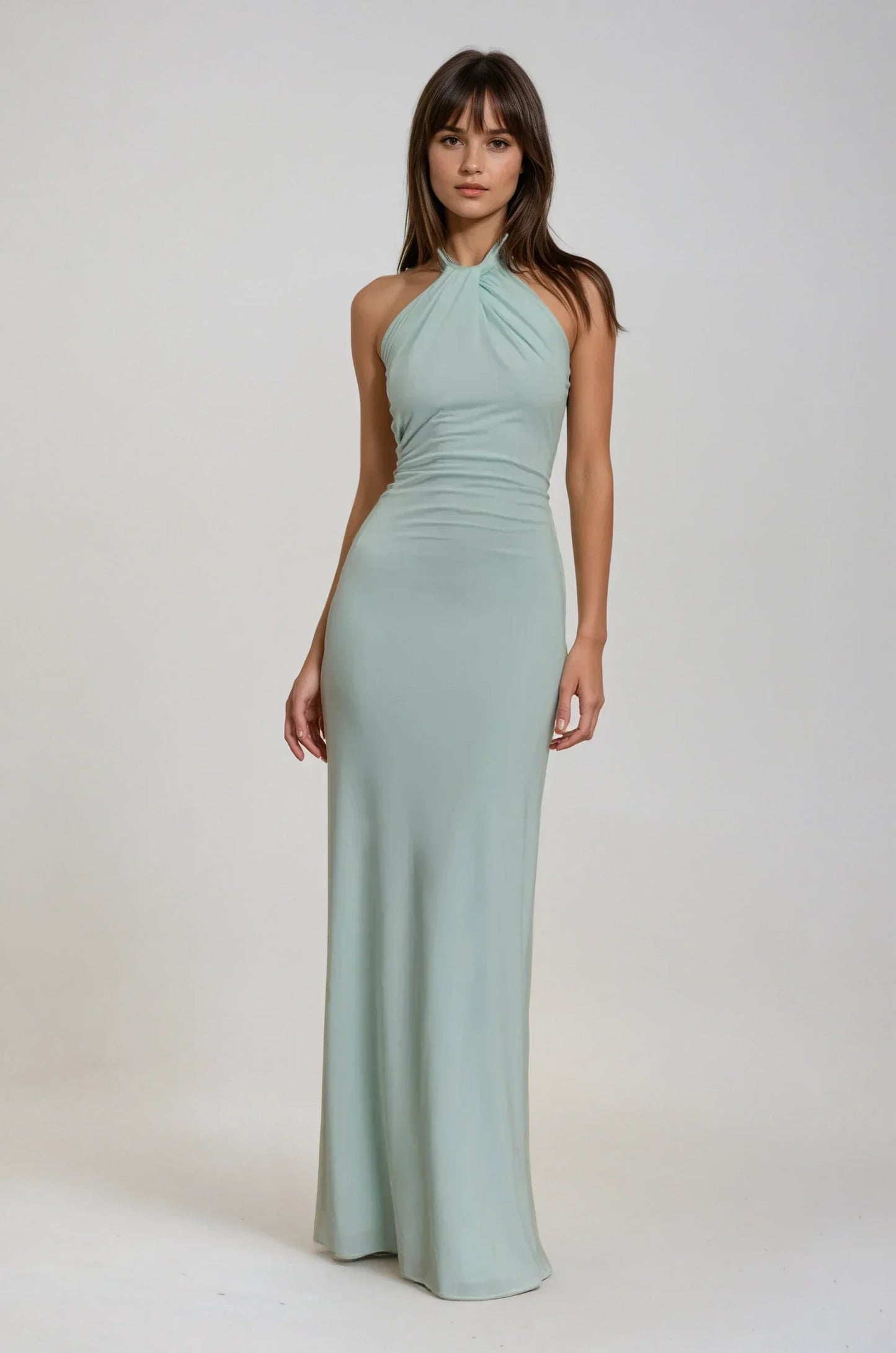 VESTIDO LARGO CON CUELLO HALTER - MANILA