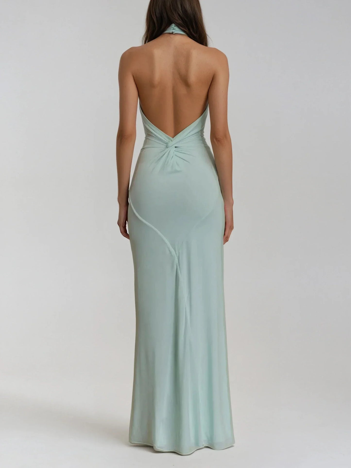 VESTIDO LARGO CON CUELLO HALTER - MANILA