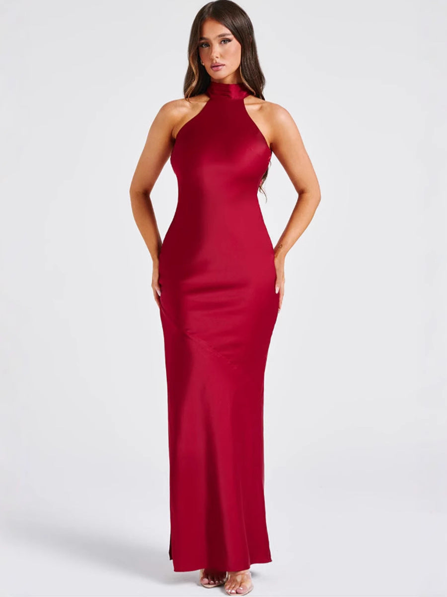 ELEGANTE VESTIDO LARGO DE SATÉN CON ESCOTE HALTER - PENISE