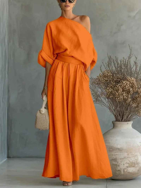 TOP SUAVE CON ESCOTE BARDOT Y PANTALONES AJUSTADOS - YEMEN