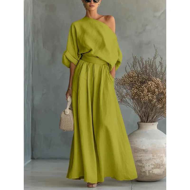 TOP SUAVE CON ESCOTE BARDOT Y PANTALONES AJUSTADOS - YEMEN