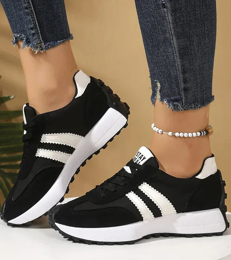 ZAPATILLAS DEPORTIVAS - DAFNE