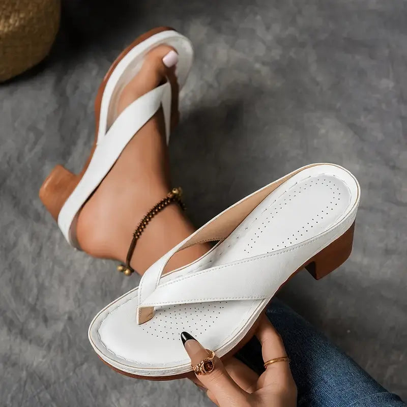 SANDALIAS DE TACÓN GRUESO - CHAI