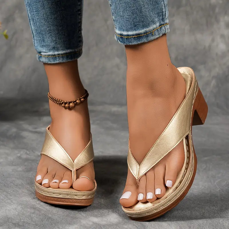 SANDALIAS DE TACÓN GRUESO - CHAI