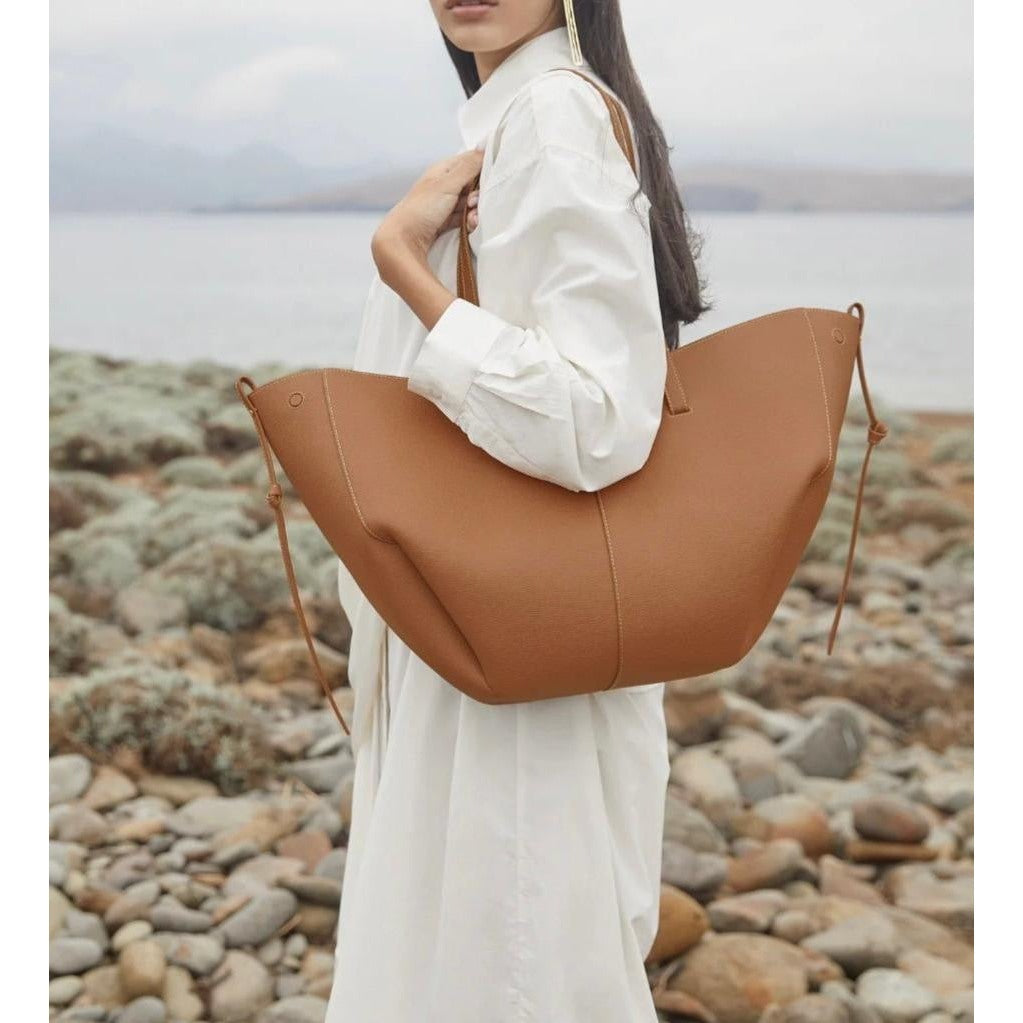 BOLSO DE HOMBRO DE GRAN CAPACIDAD - MATILDE
