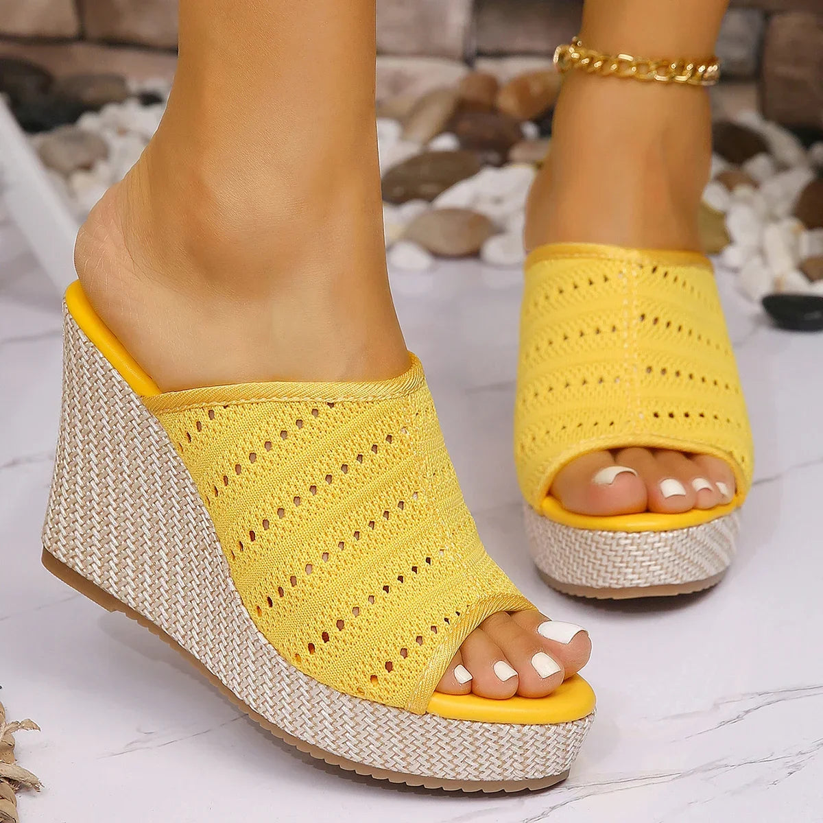 SANDALIAS DE CUÑA - TAQUITO