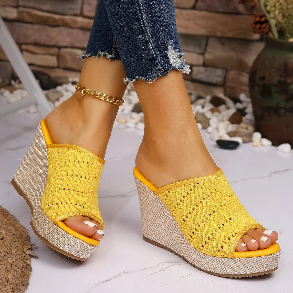 SANDALIAS DE CUÑA - TAQUITO