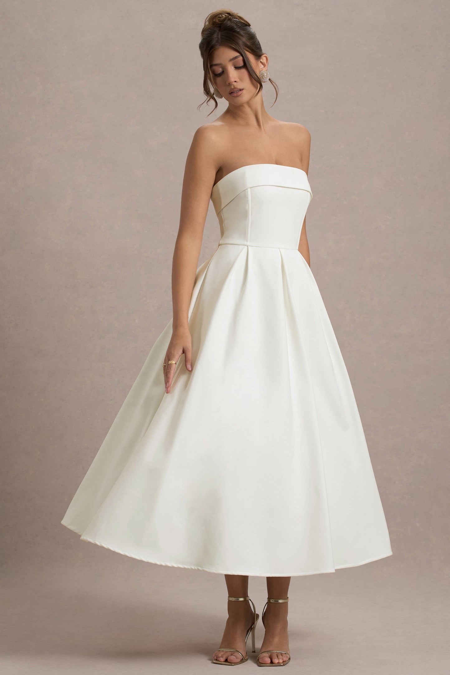 ELEGANTE VESTIDO MIDI CON ESCOTE DE HOMBROS DESCUBIERTOS - TIVAROA