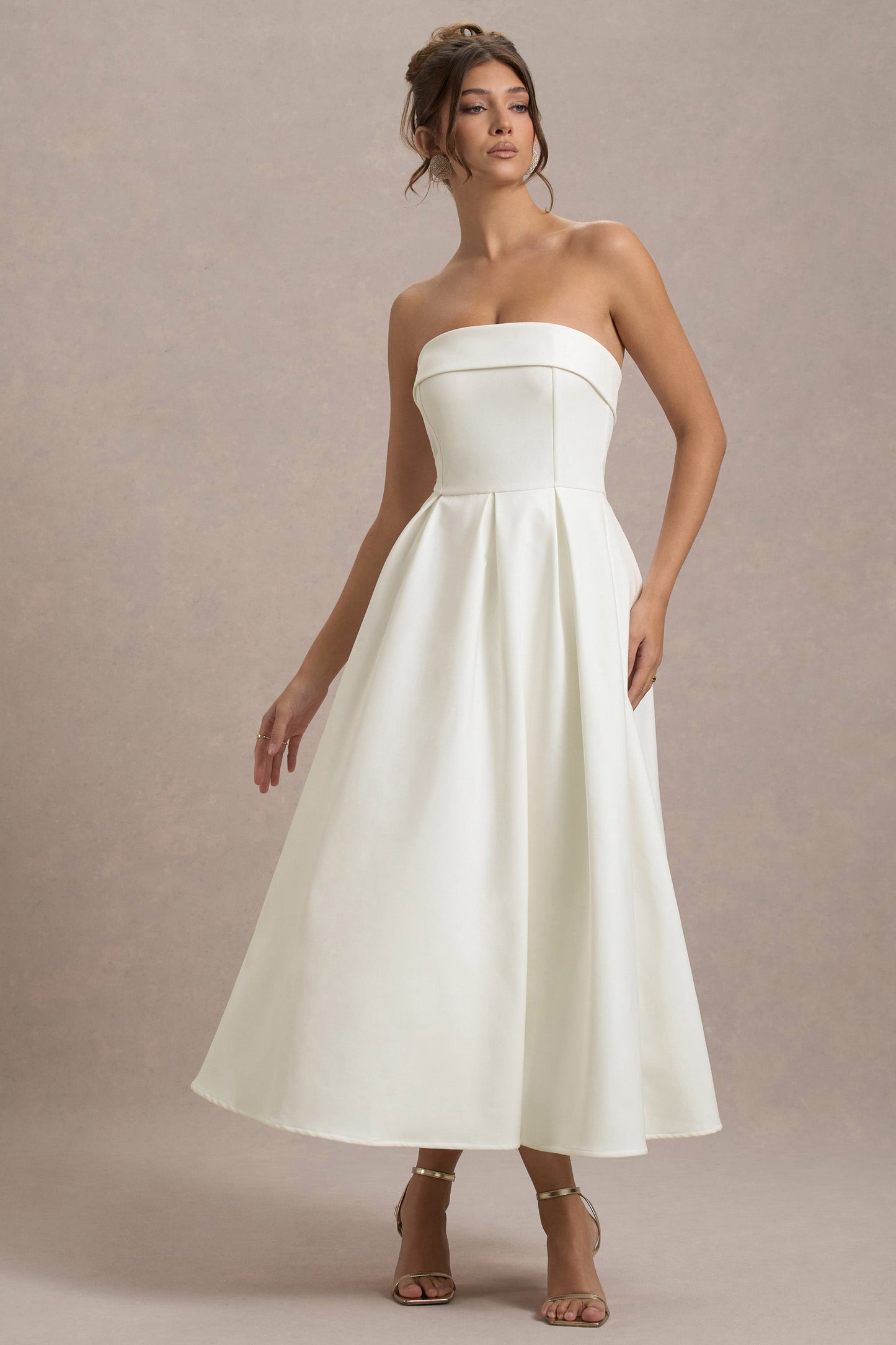 ELEGANTE VESTIDO MIDI CON ESCOTE DE HOMBROS DESCUBIERTOS - TIVAROA