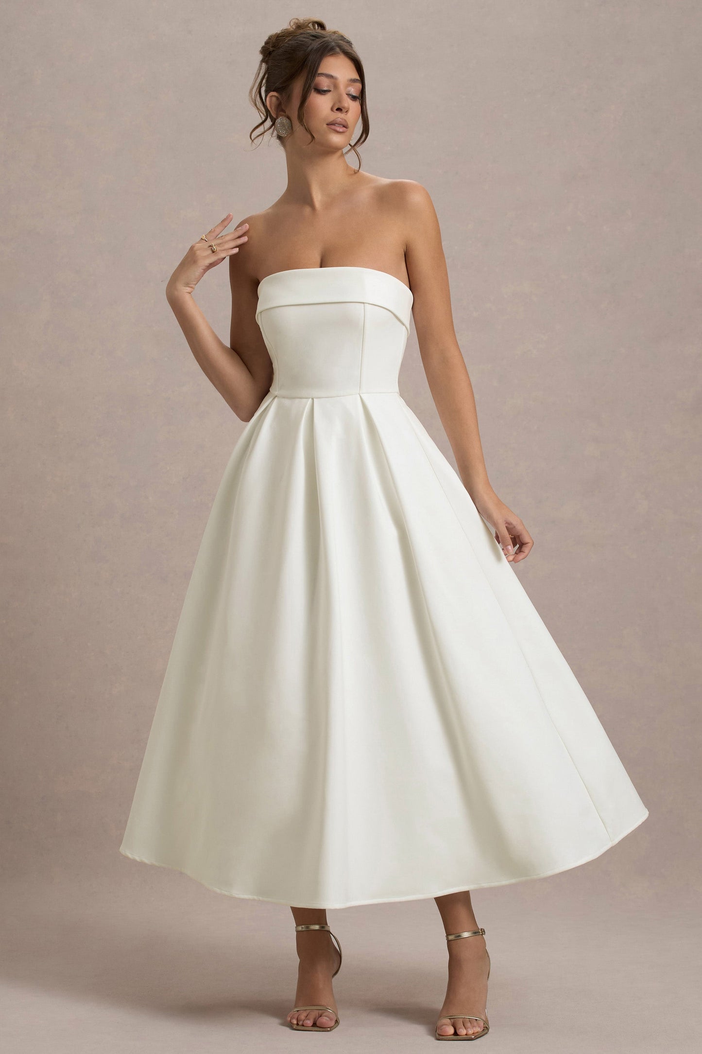 ELEGANTE VESTIDO MIDI CON ESCOTE DE HOMBROS DESCUBIERTOS - TIVAROA