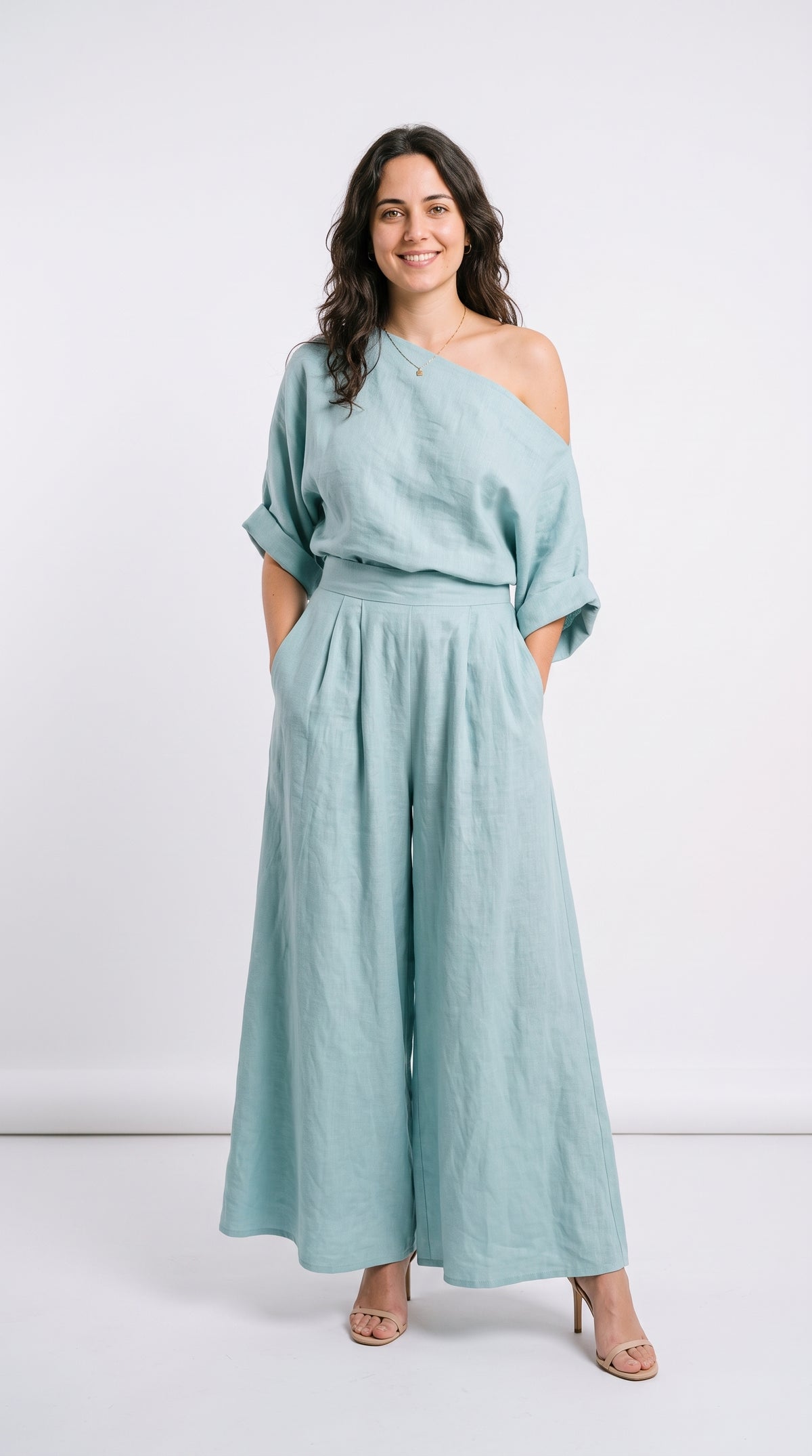 TOP SUAVE CON ESCOTE Y PANTALONES | YEMEN