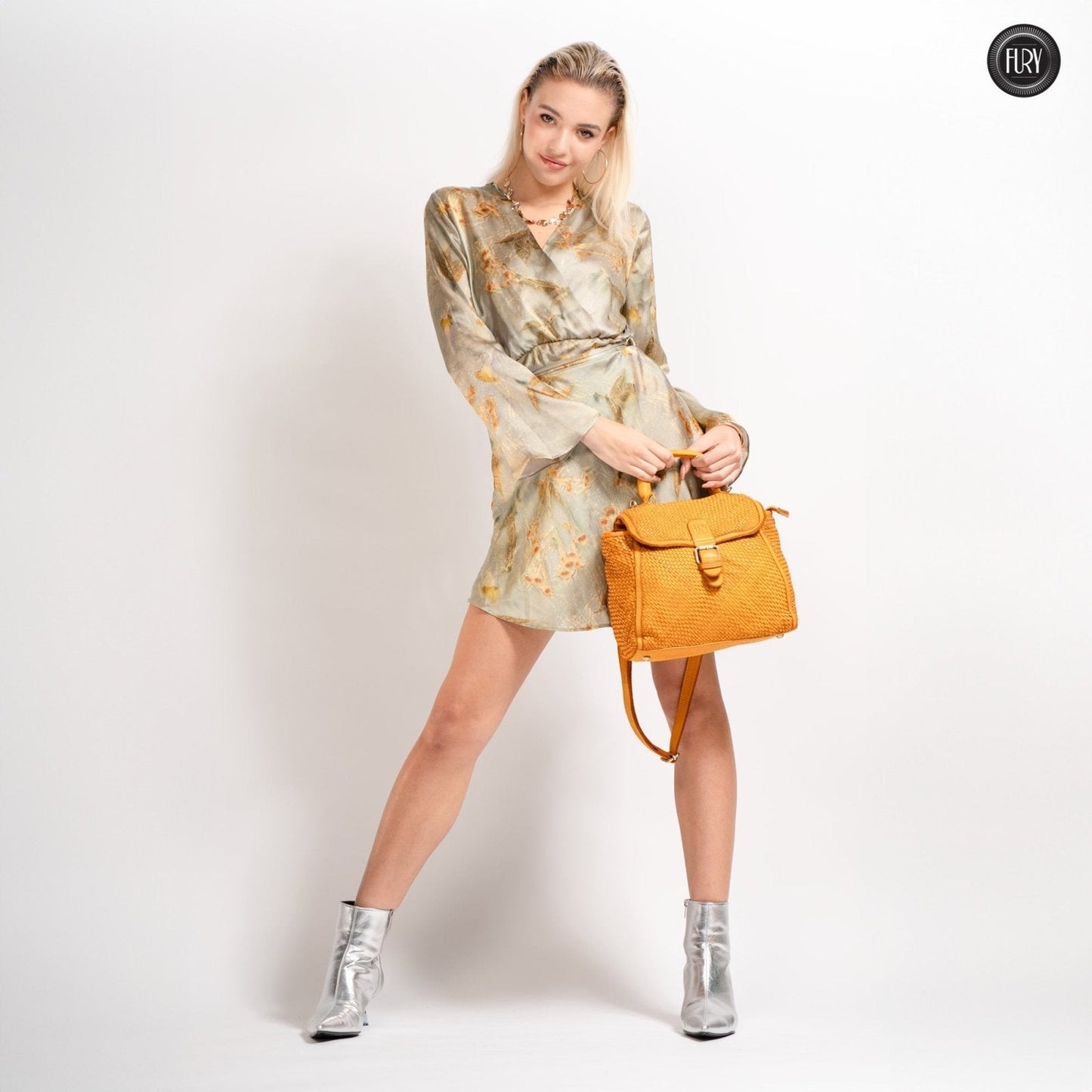 Borsa Camilla in pelle intrecciata