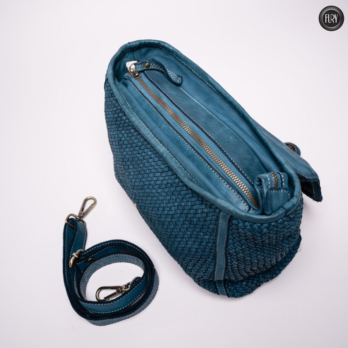 Borsa Camilla in pelle intrecciata
