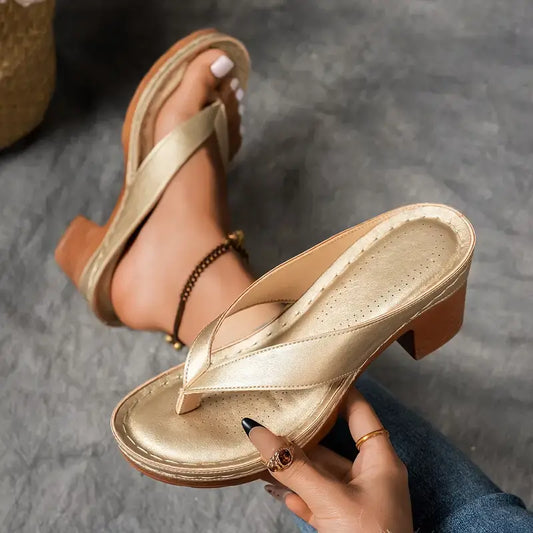SANDALIAS DE TACÓN GRUESO - CHAI