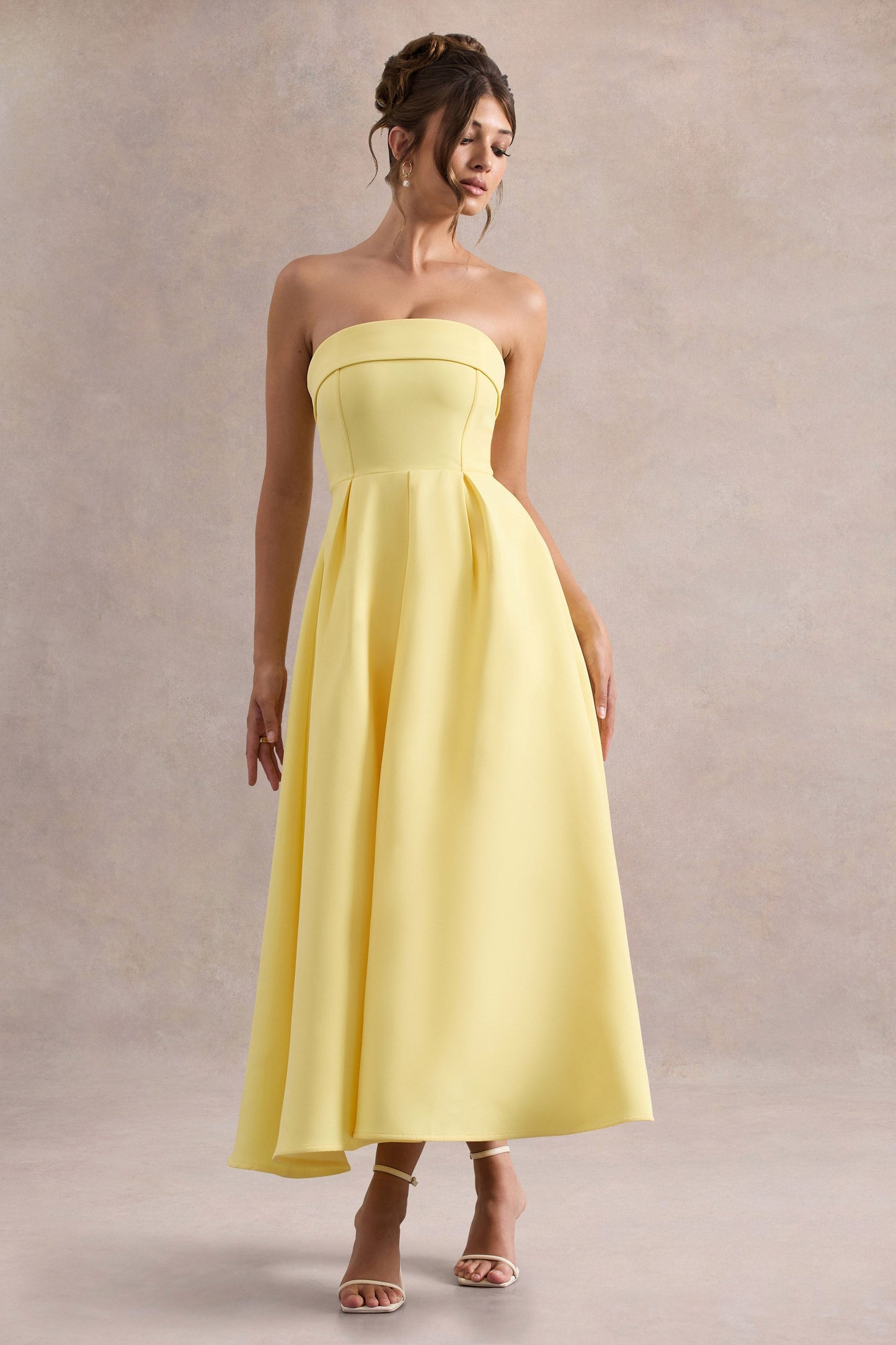 ELEGANTE VESTIDO MIDI CON ESCOTE DE HOMBROS DESCUBIERTOS - TIVAROA